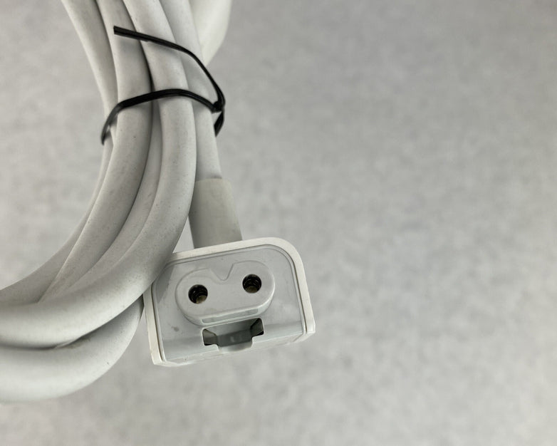 Apple Macbook Charger Volex APC7H Power Cord Charging Extender Cable White