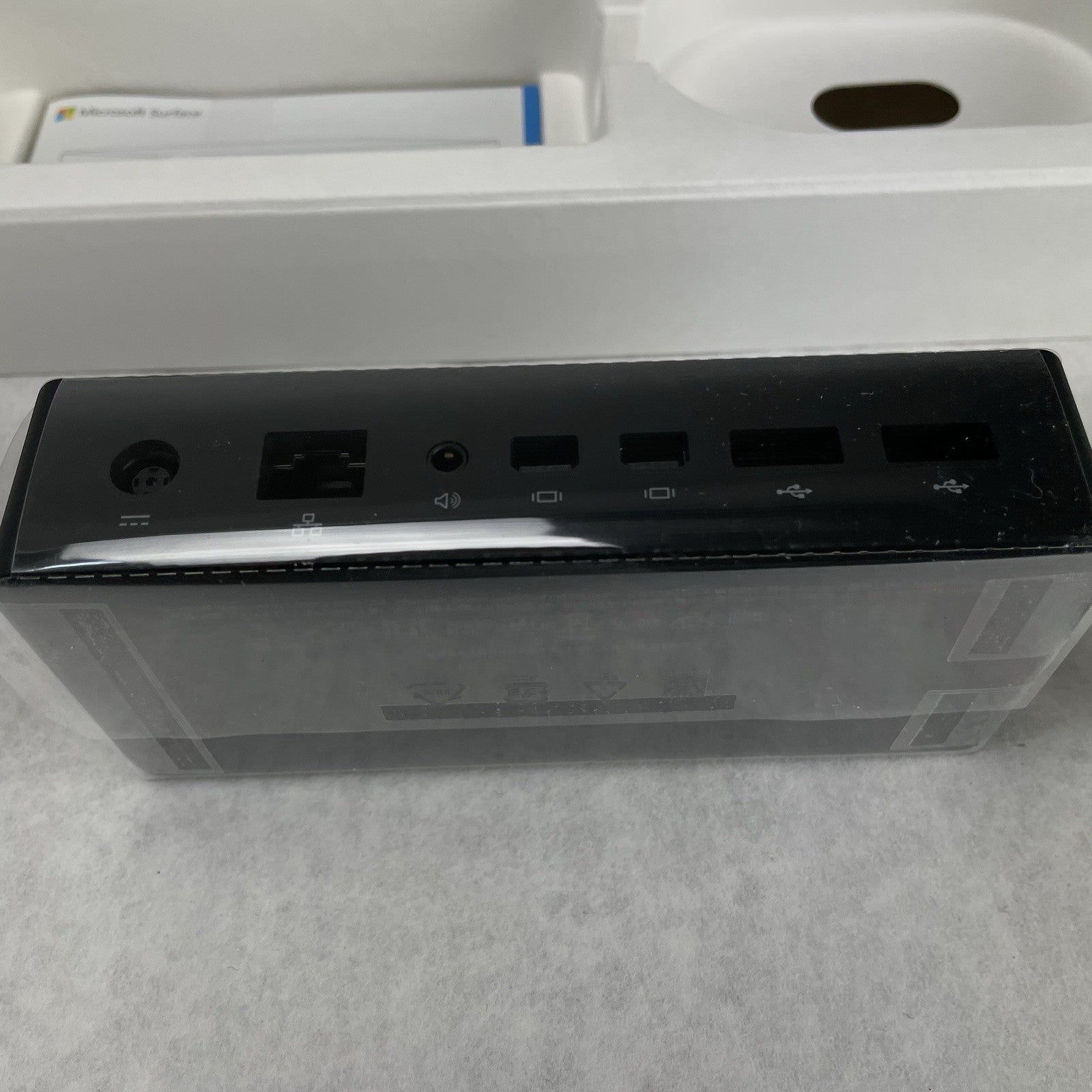 Microsoft Surface Pro 3/4 Docking Station Model 1661
