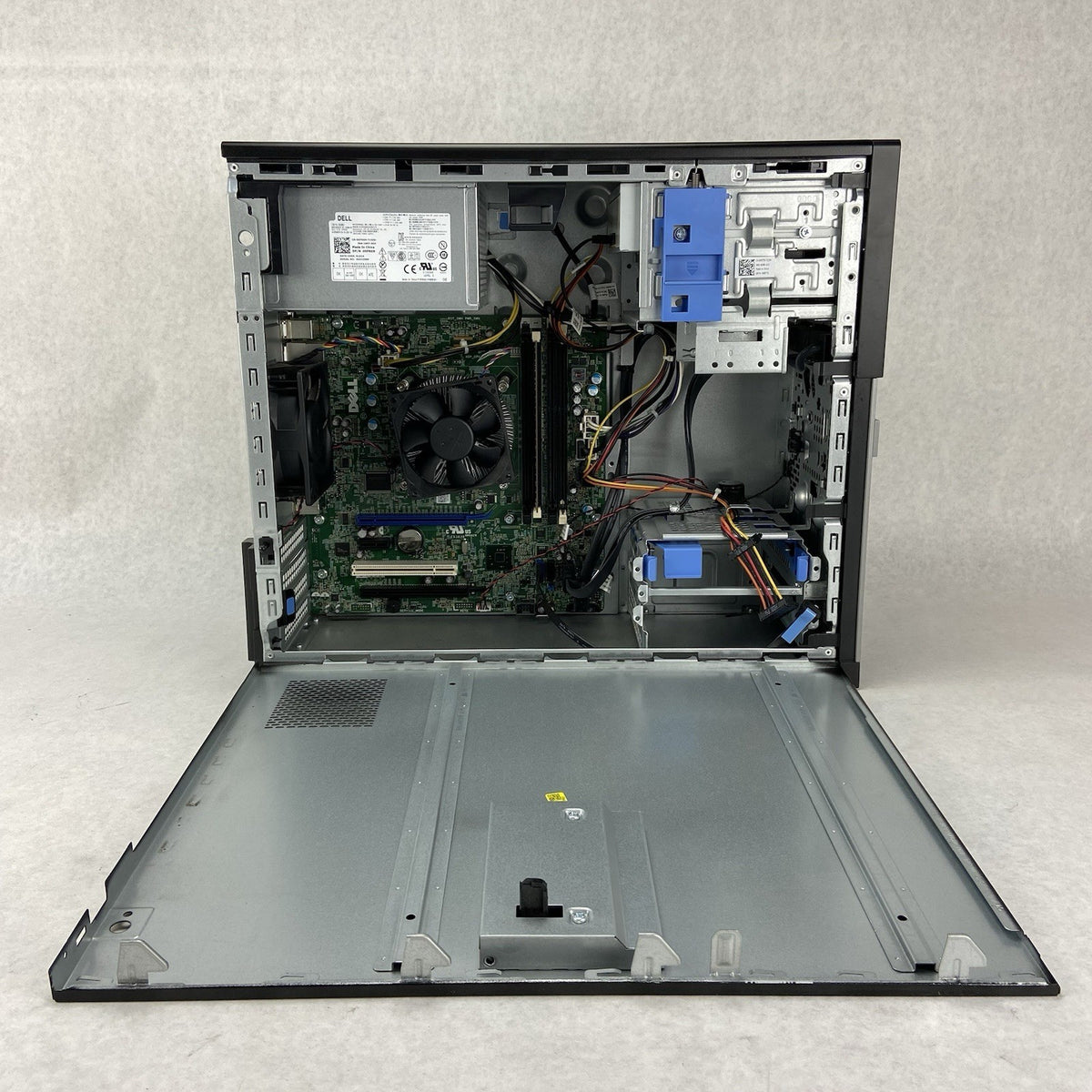 Dell Ooptiplex 7020 MT Intel Core i5-4590 3.3GHz 4GB RAM No HDD No OS8
