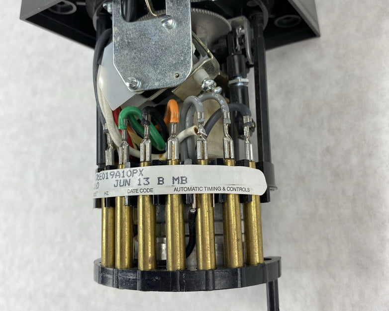 ATC 3-0305E019A10PX Automatic Timing And Controls Analog Reset Timer 120/60V