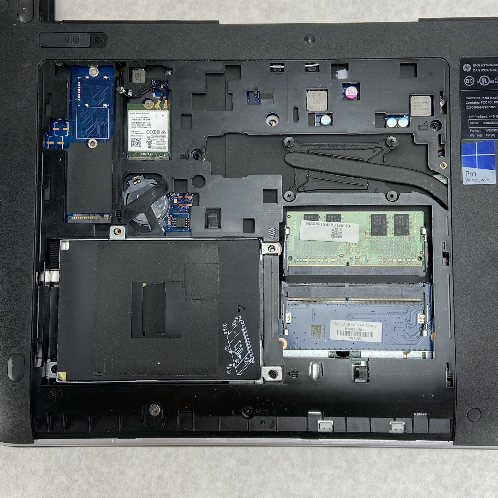 HP ProBook 440 G3 Intel Core i5-6200U 2.3GHz 4GB RAM 14" No Battery No HDD No OS