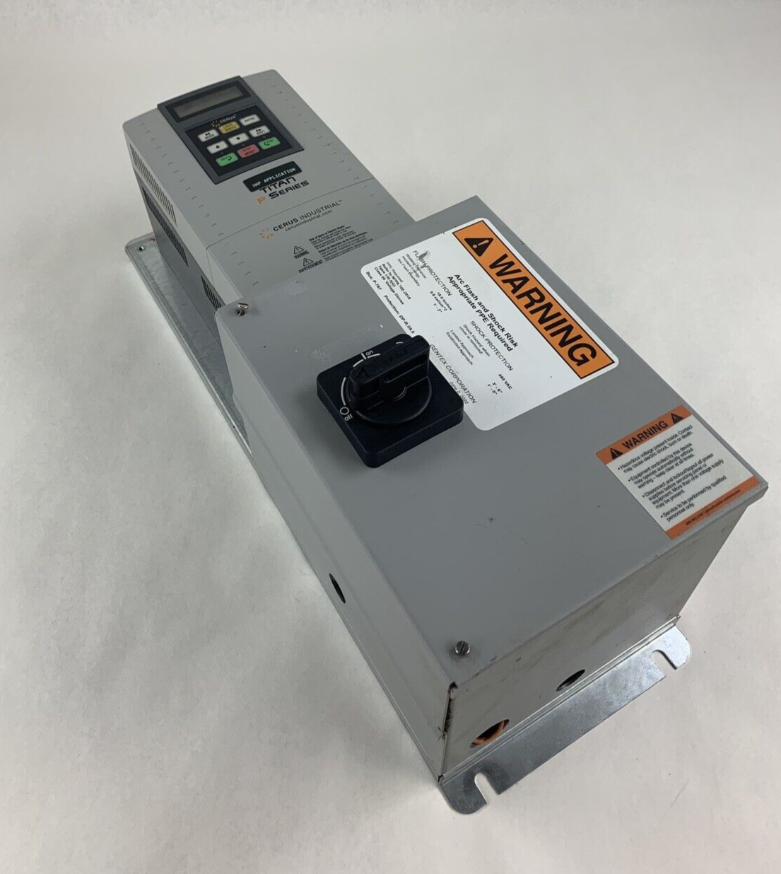 Cerus CI-007-P4 Industrial Titan P Series 2HP  3 Phase AC Drive Untested