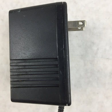 Tamura 820A4470 AC-DC Power Supply IN 120V 60Hz 20W OUT 12V 700mA