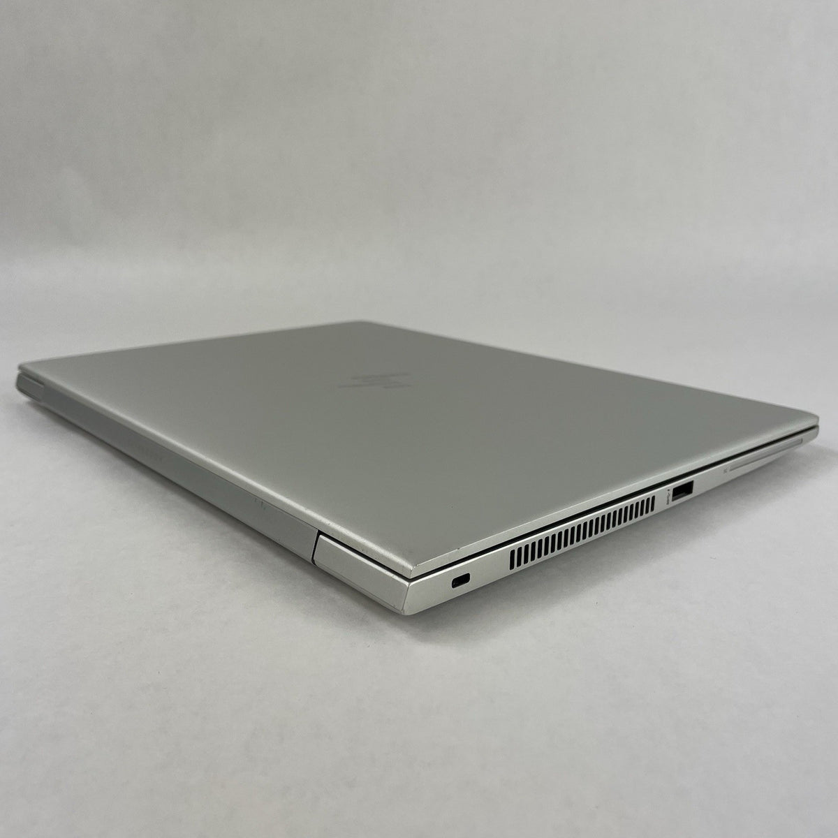 HP mt44 14" Ryzen 3 Pro 2300U 2.00 GHz 4 GB RAM No SSD/OS/AC/Batt12