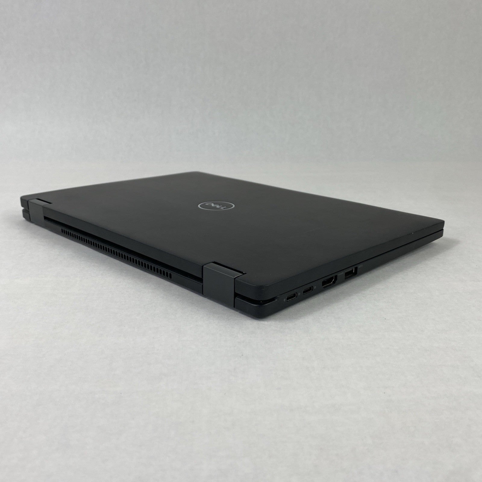 Dell Latitude 7390 2 in 1 13.3" Touch i5-8250U 1.60 GHz 8 GB RAM No HDD No OS