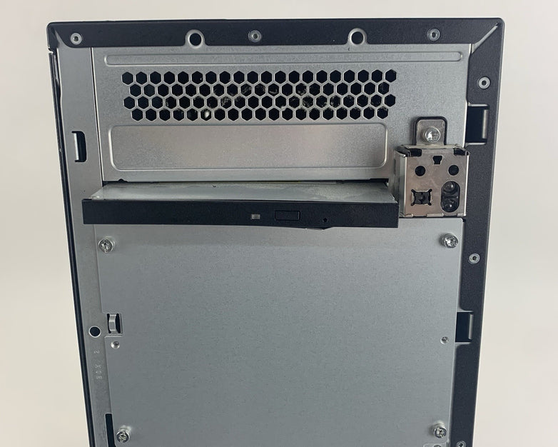 HP ML110 Gen10 8xSFF Server 1x Bronze 3104 1.7 GHz 24 GB Ram No HDD No OS