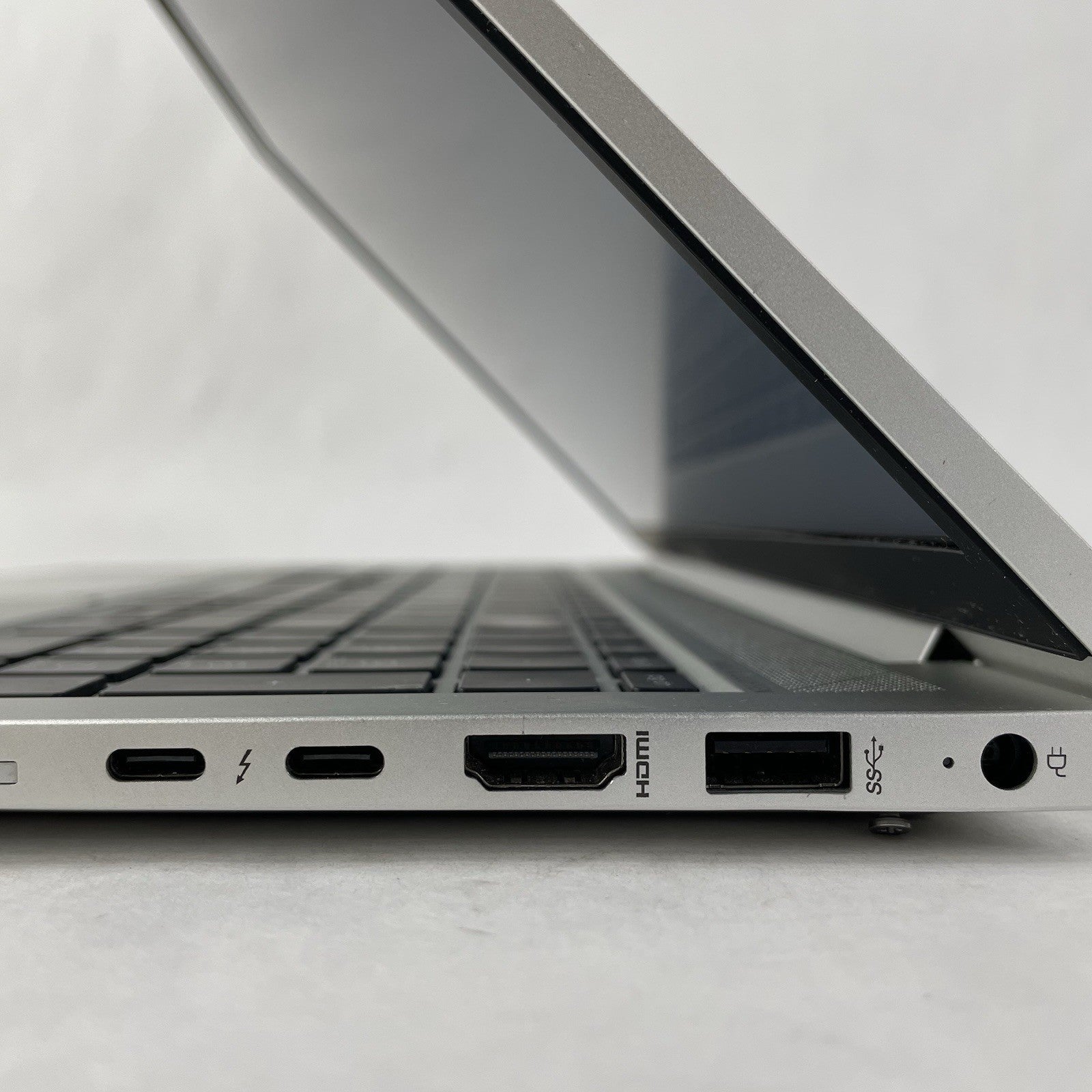HP EliteBook 850 G8 15.6" i5-1145G7 2.60 GHz 16 GB RAM No SSD/OS/AC7