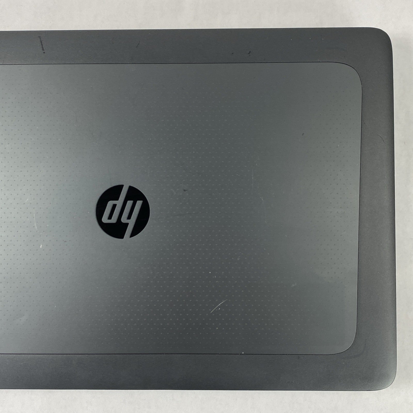 HP ZBook 17 G3 17.3" Xeon E3 1535M v5 2.90 GHz 16 GB RAM No SSD/OS/AC/Batt- READ16
