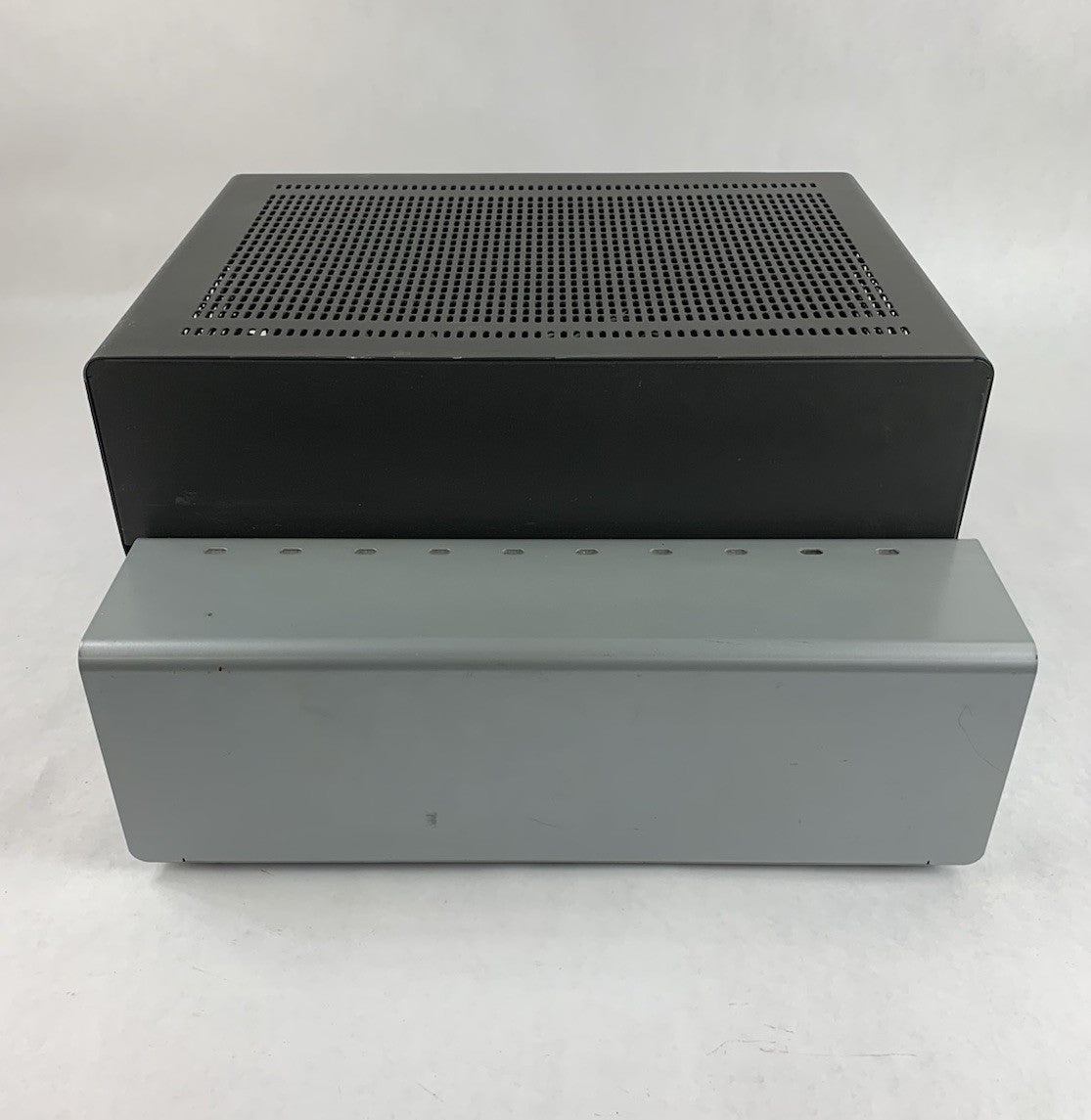 Bretford HB717LL/A PowerSync for Apple iPad Lightning 10-Bay Charging Station10