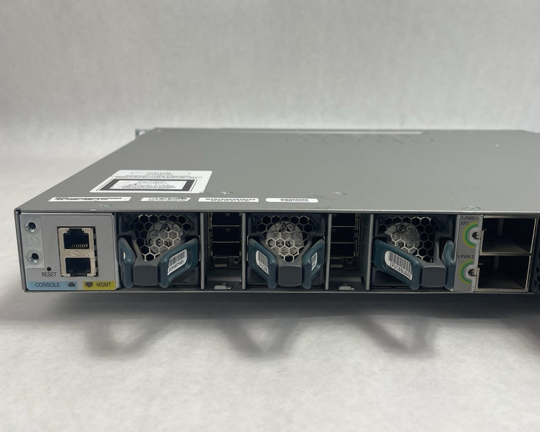 Cisco WS-C3850-48PW-S 48-Port PoE+ Gigabit Layer 3 Managed Switch Tested & Reset