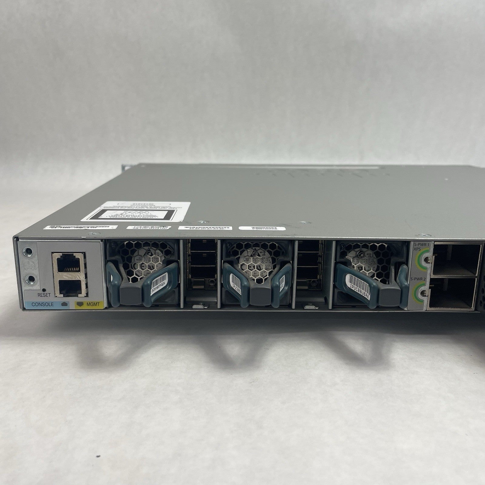 Cisco WS-C3850-48PW-S 48-Port PoE+ Gigabit Layer 3 Managed Switch Tested & Reset10