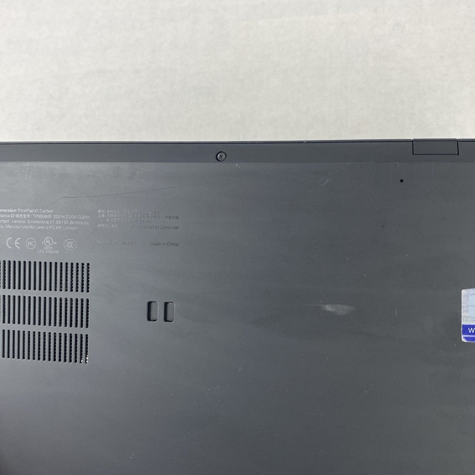 Lenovo ThinkPad X1 Carbon 6th Gen i5-8350U 1.70 GHz 8 GB RAM 14.0" No HDD No OS