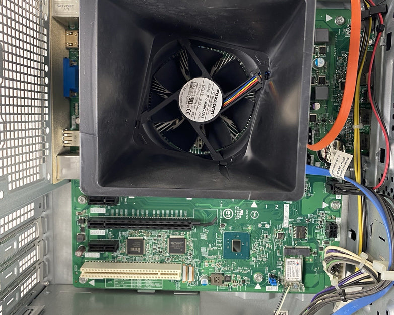 Dell Vostro 3671 MT Intel Core i7-9700 3GHz 1x8GB RAM No HDD No OS