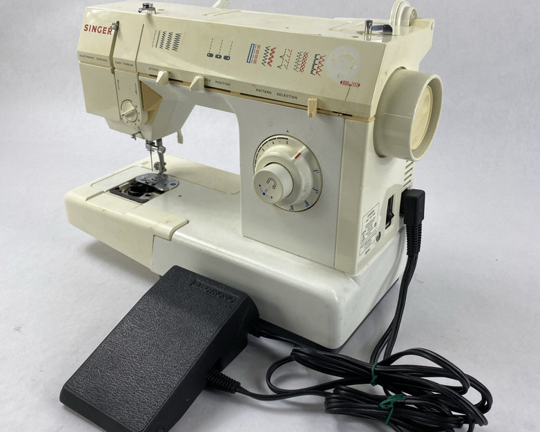 SINGER 5830C Sewing Machine - Zigzag Free Arm Tested Includes Foot Pedal