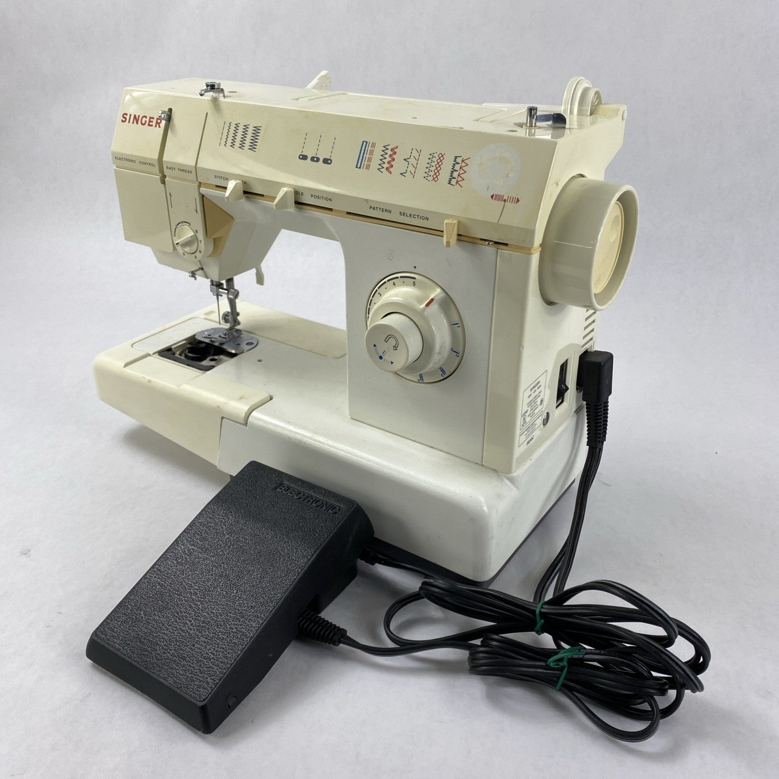SINGER 5830C Sewing Machine - Zigzag Free Arm Tested Includes Foot Pedal0