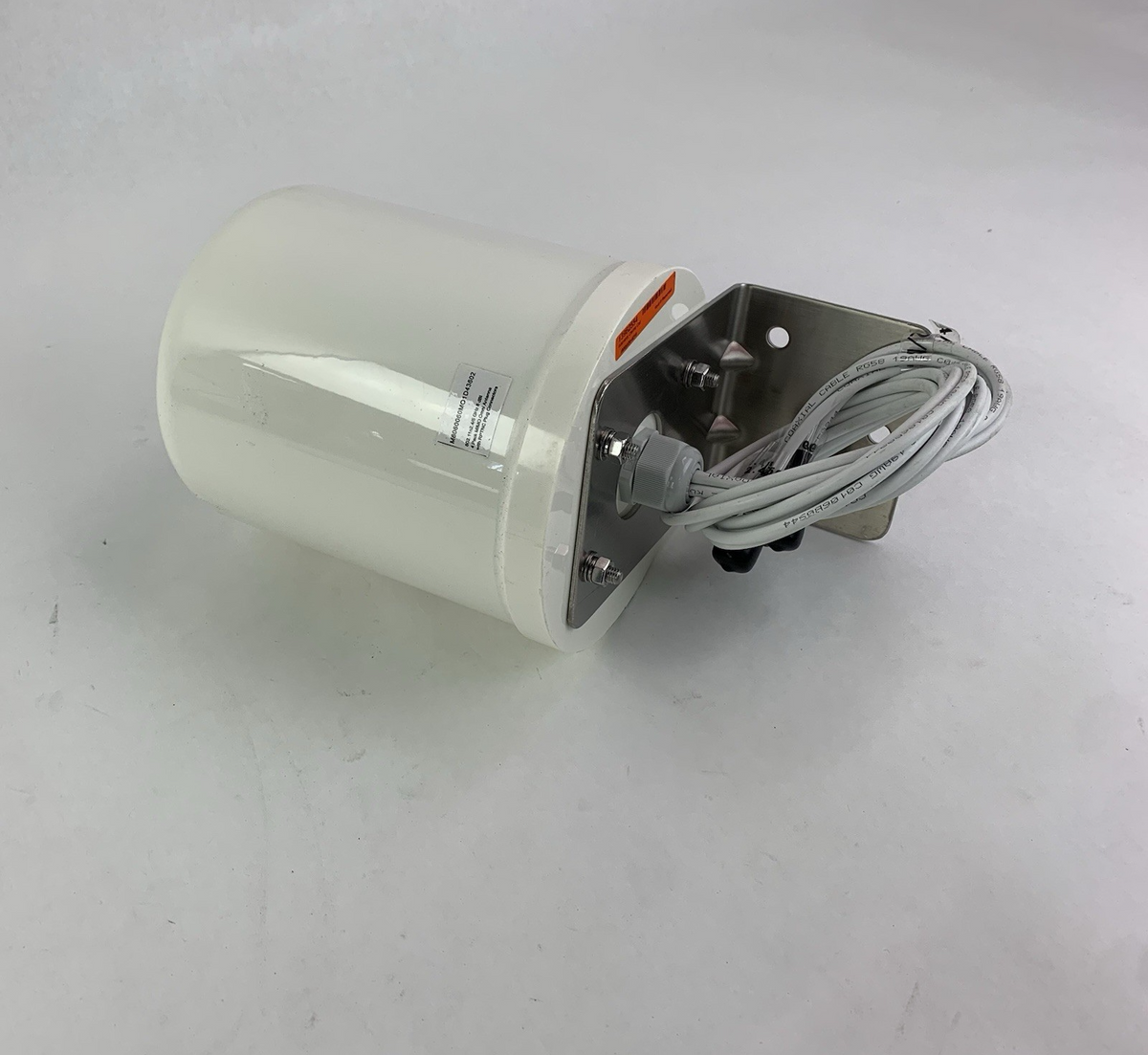 Ventev M6060060MO1D43602 2.4/5 GHz 6 dBi Mimo Omni Antenna - Untested0