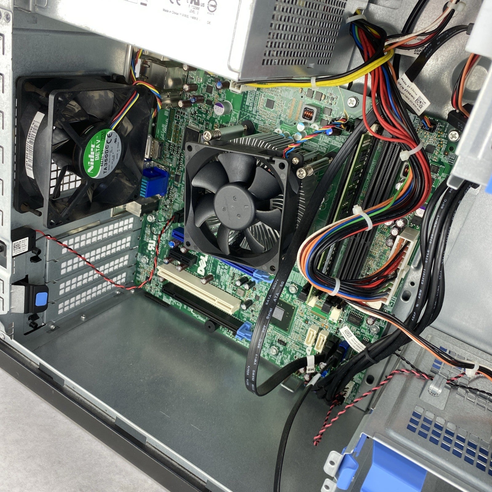 Dell OptiPlex 990 MT Intel Core i5-2400 3.10GHz 4GB RAM No HDD No OS