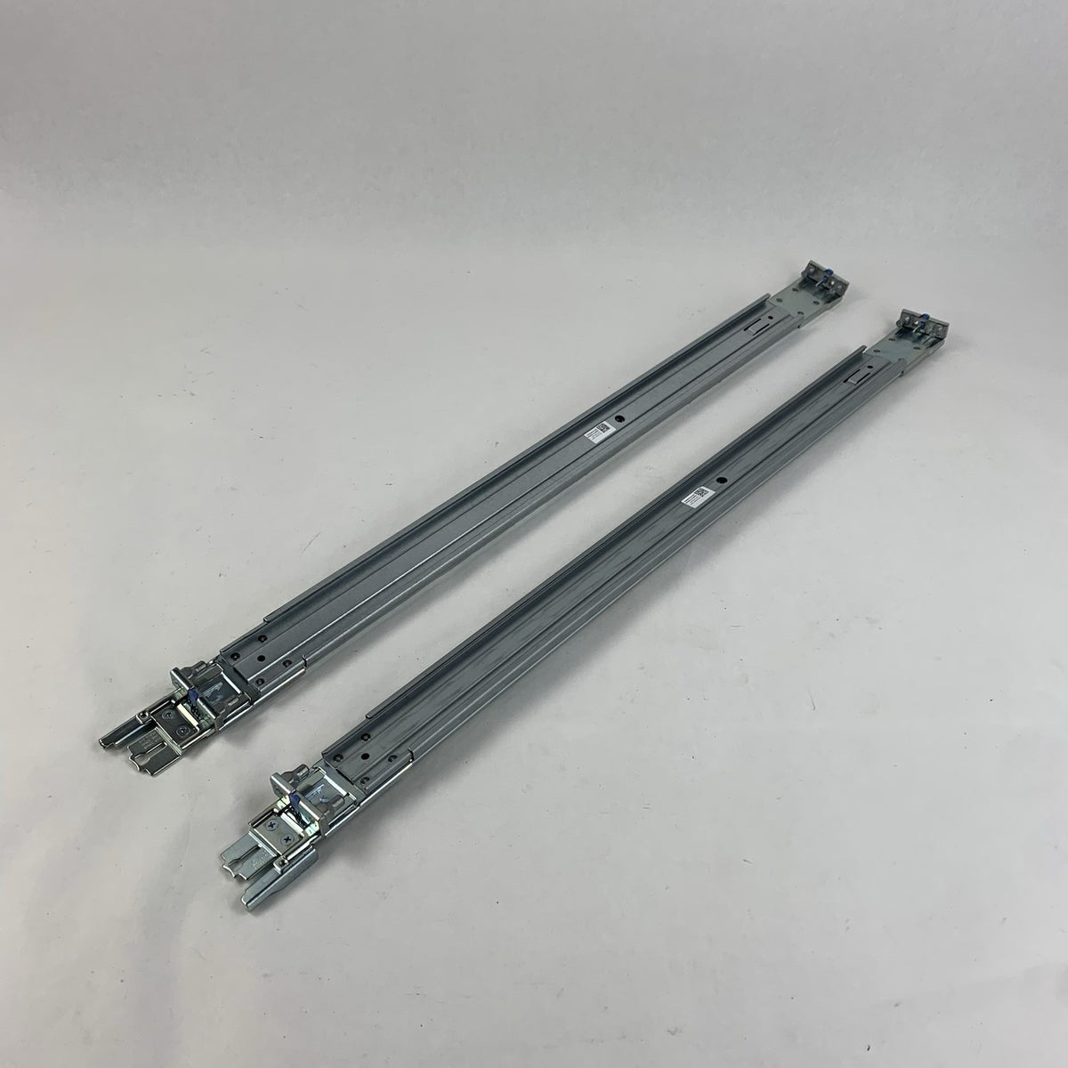 Dell 01HGRH 0YTOVD Left and Right Sliding Server Rails1