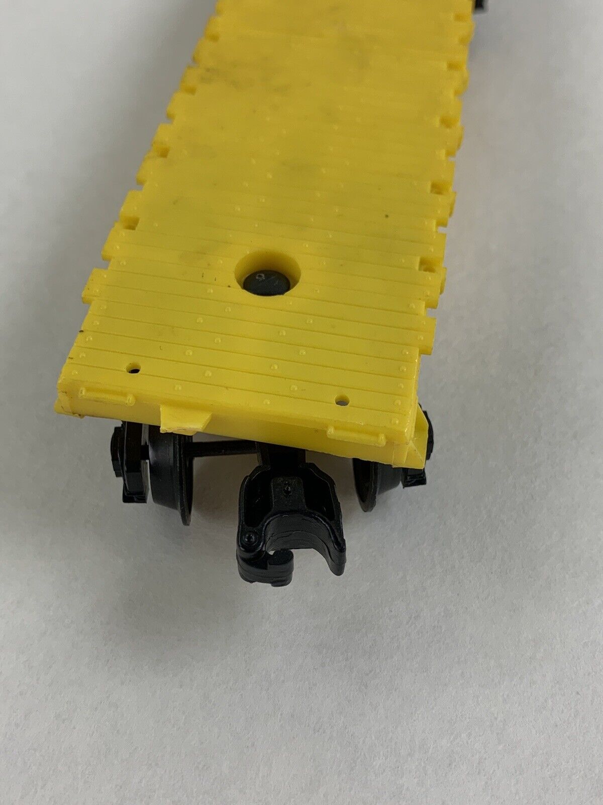 Lionel 9024 Chesapeake & Ohio Railroad Train Flat Skid and N.K.P 9031 Coal Car
