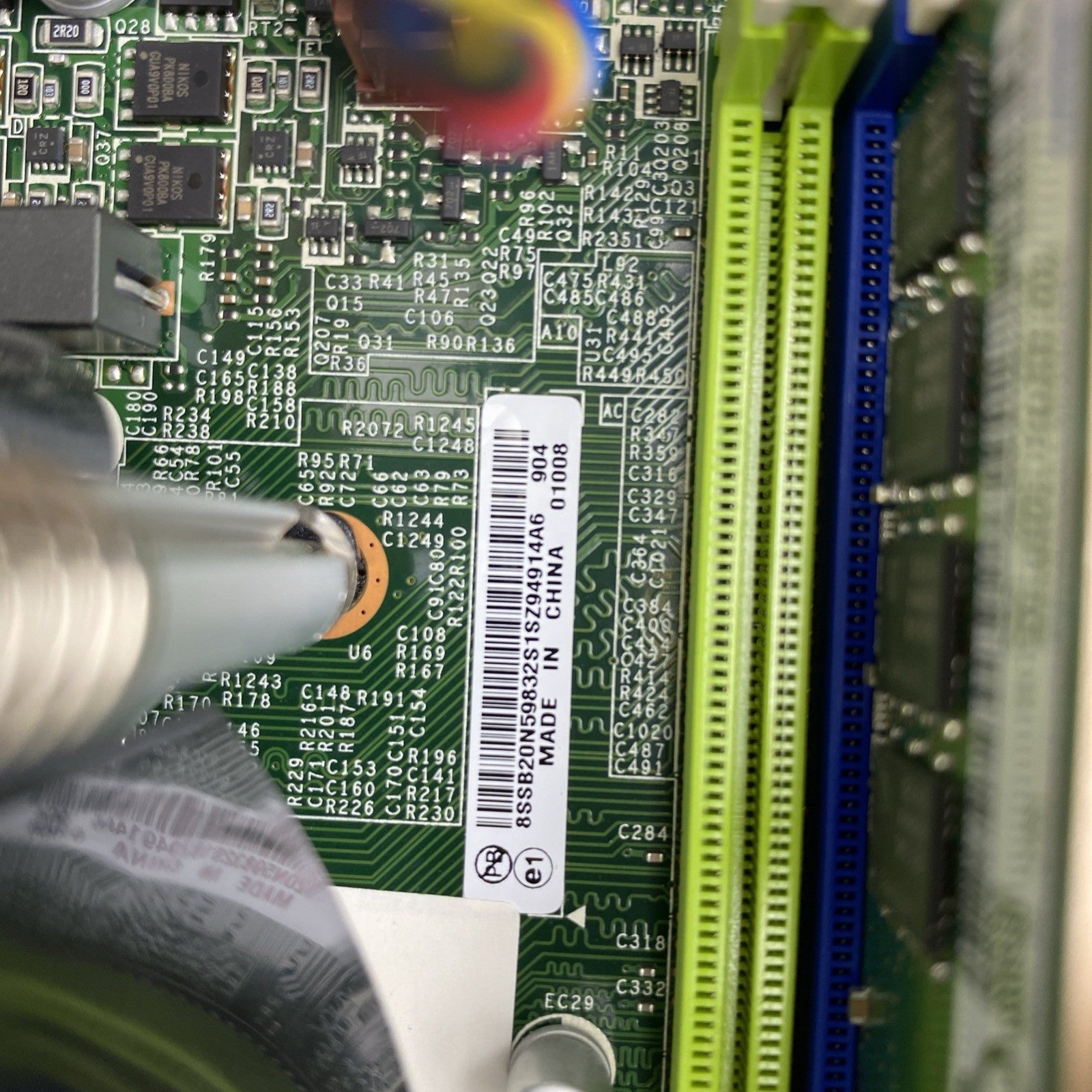 Lenovo ThinkCentre M920s SFF Intel Core i7-8700 3.20GHz 8GB RAM No HDD No OS