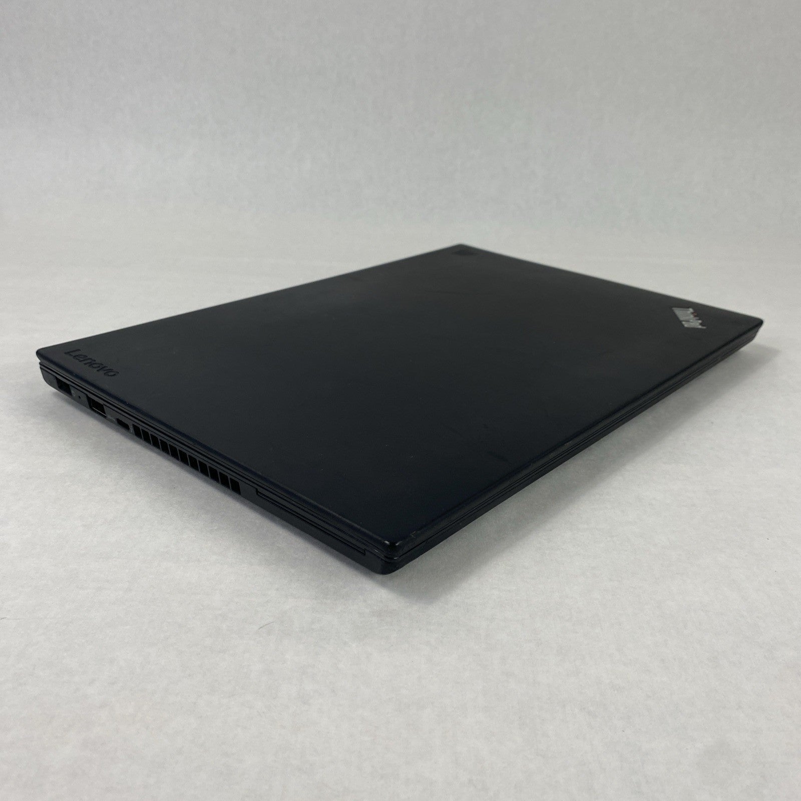 Lenovo ThinkPad T470 Core i5-6300U 2.40 GHz 8 GB RAM 14" No Battery No HDD No OS