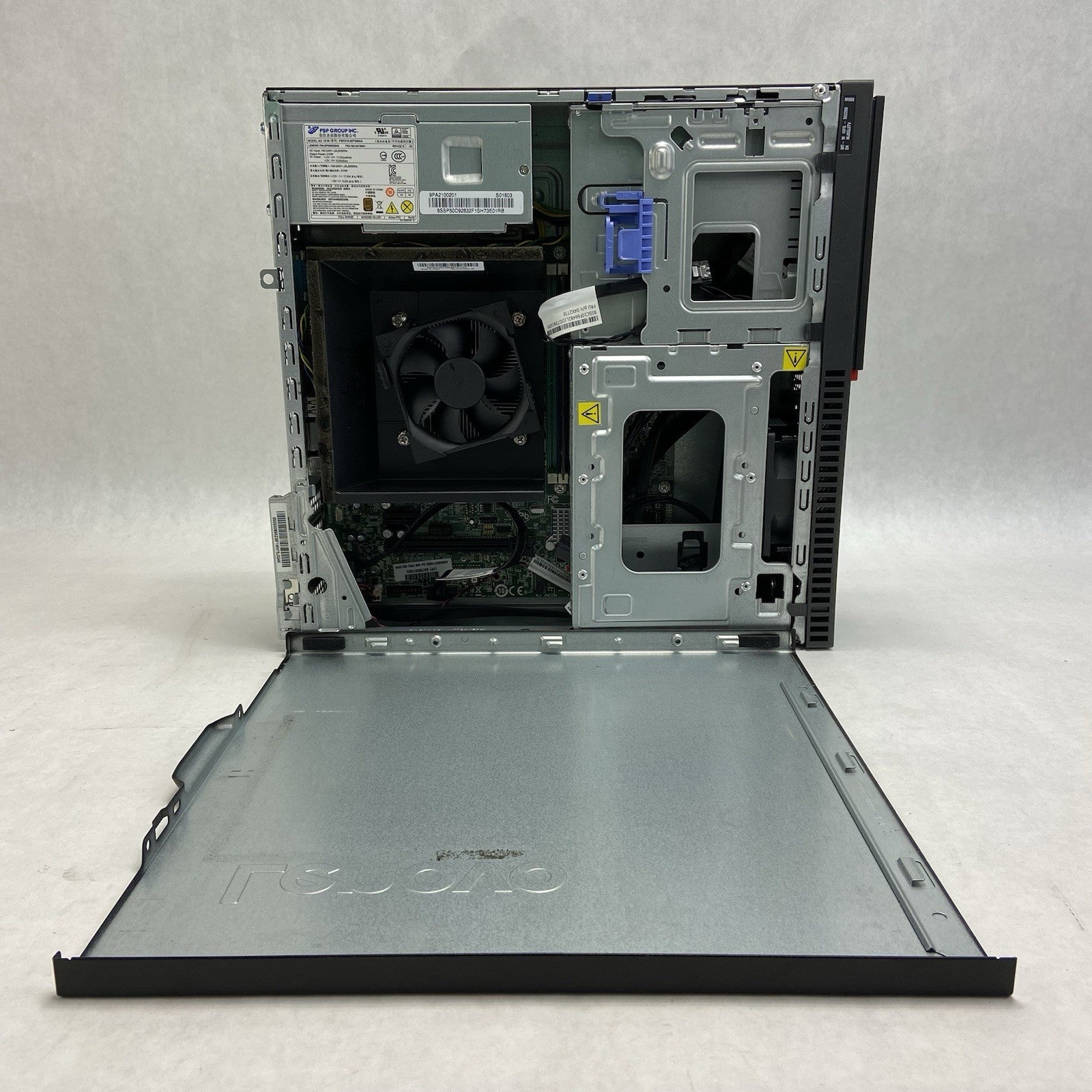 Lenovo ThinkCentre M900 SFF Intel Core i5-6500 3.2GHz 8GB RAM No HDD No OS8