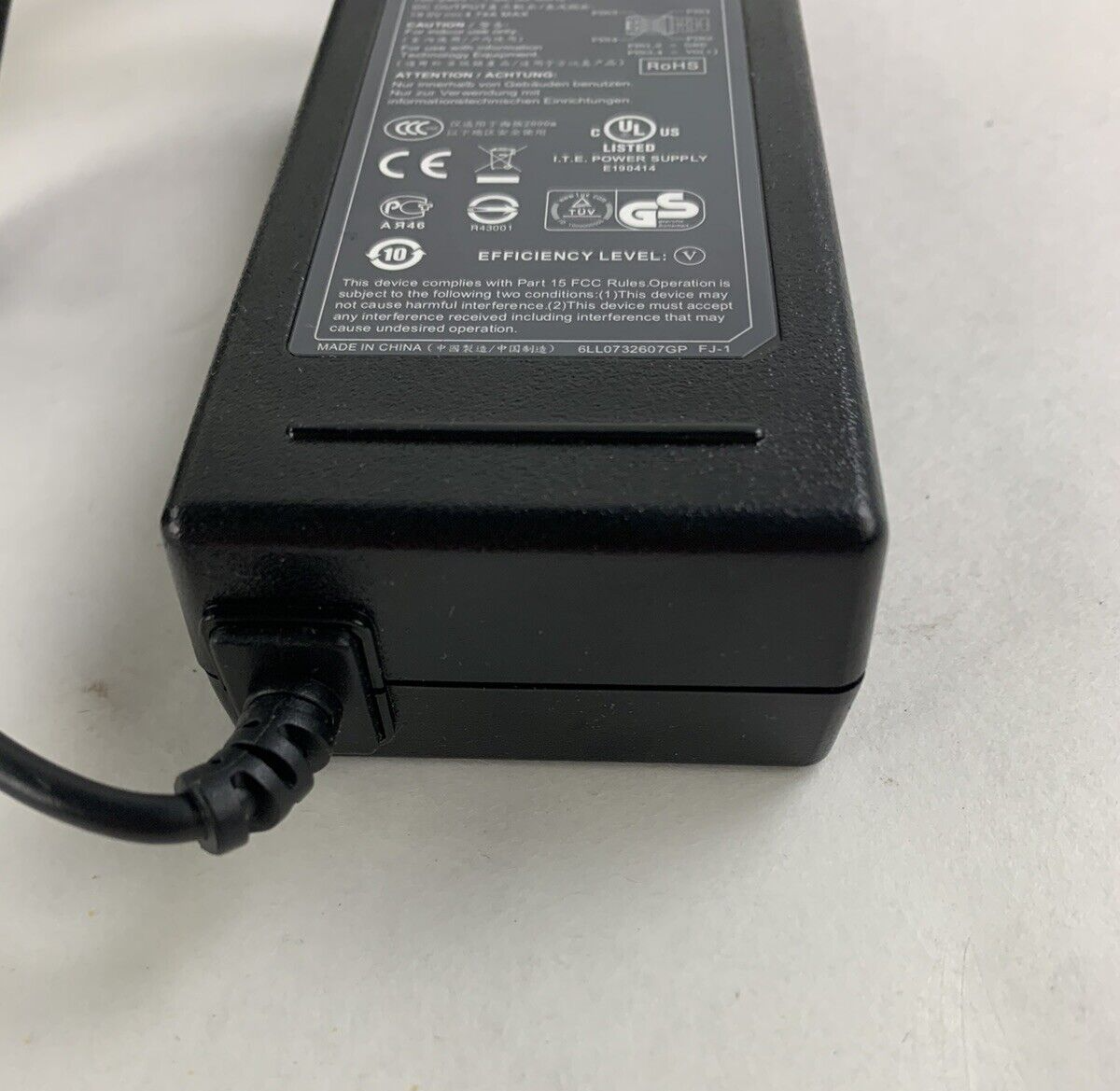Lot of 20 FSP Group FSP090-DMBB1 19V 4.74A w/ Power Cable