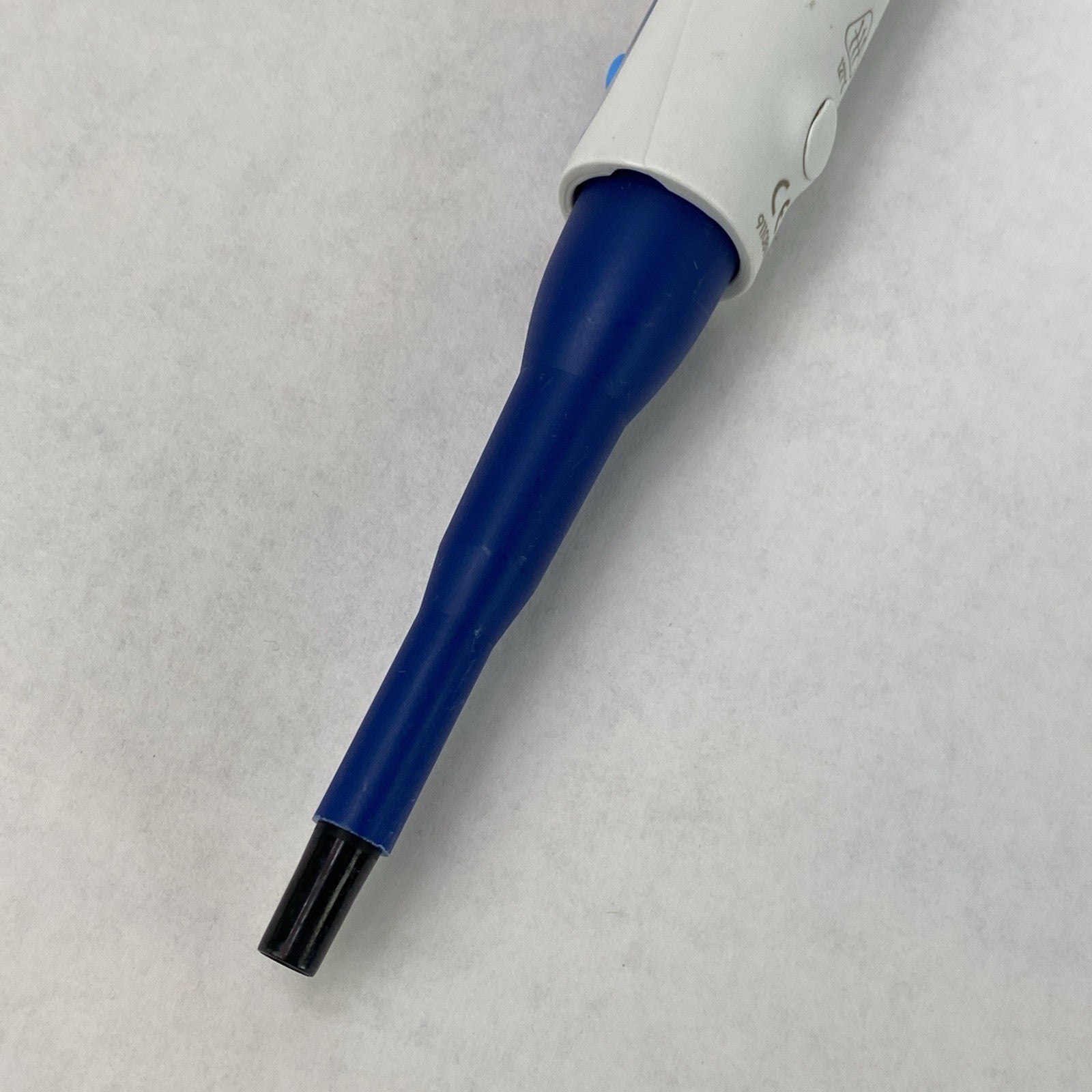 Biohit m1000 100-1000 µL Single Channel Handheld Manual Pipette7