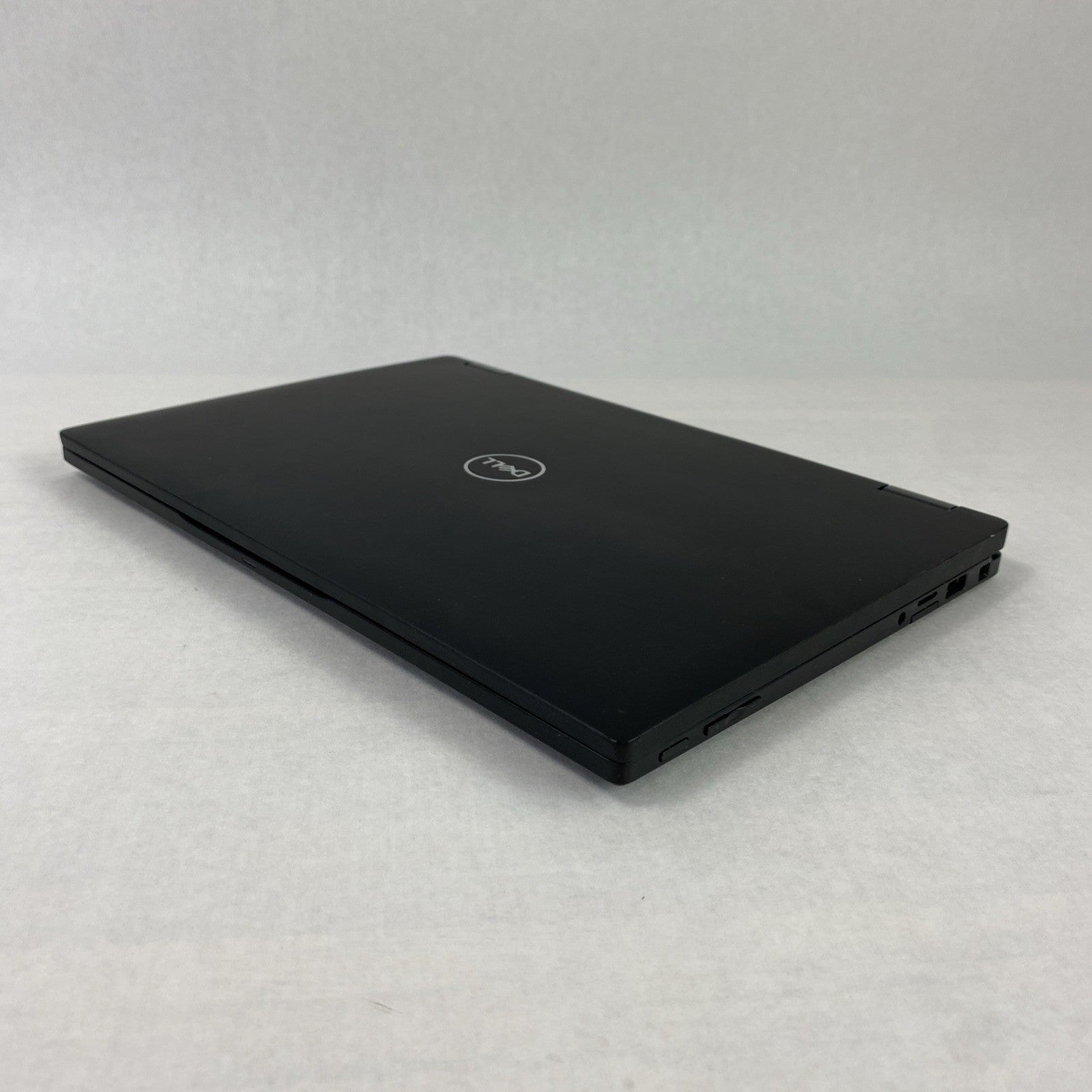 Dell Latitude 7390 2 in 1 13.3" Touch i5-8350U 1.70 GHz 8 GB RAM No HDD No OS
