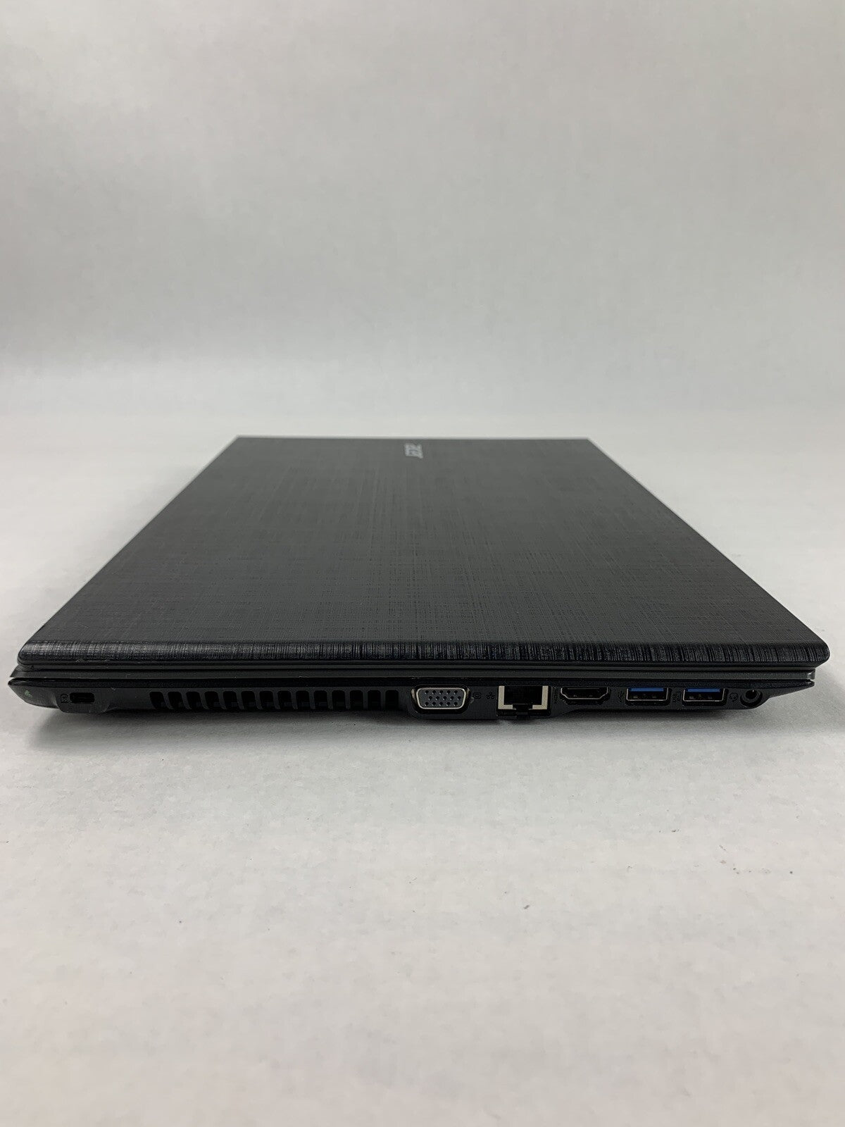 Acer Aspire E5-573 15.6"  i3-5005U 2 GHz 6 GB Ram No OS No HDD No Batt No AC