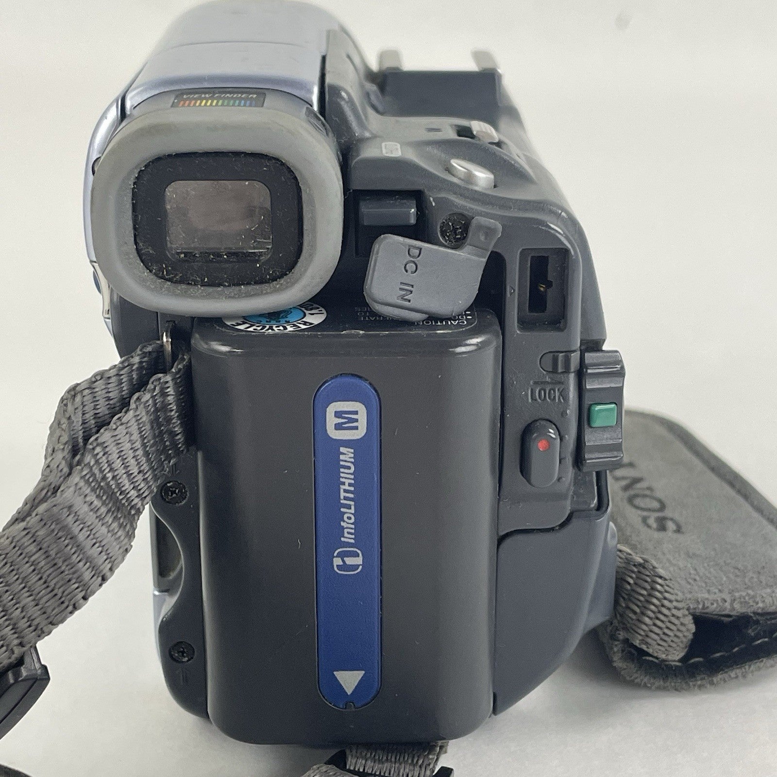Sony Handycam DCR-TRV22E MiniDV Camcorder With Power Cord Tested2