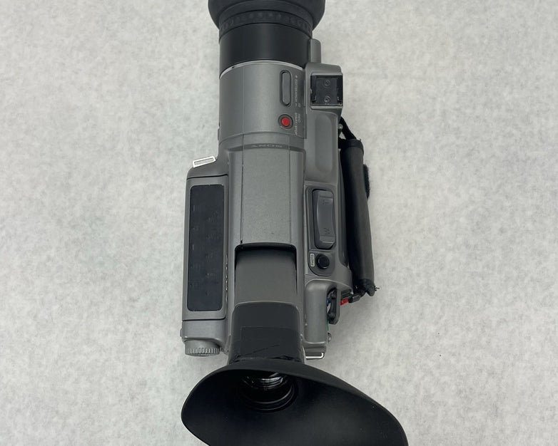 Sony DCR-VX700 MiniDV Digital Handycam Camcorder Untested For Parts