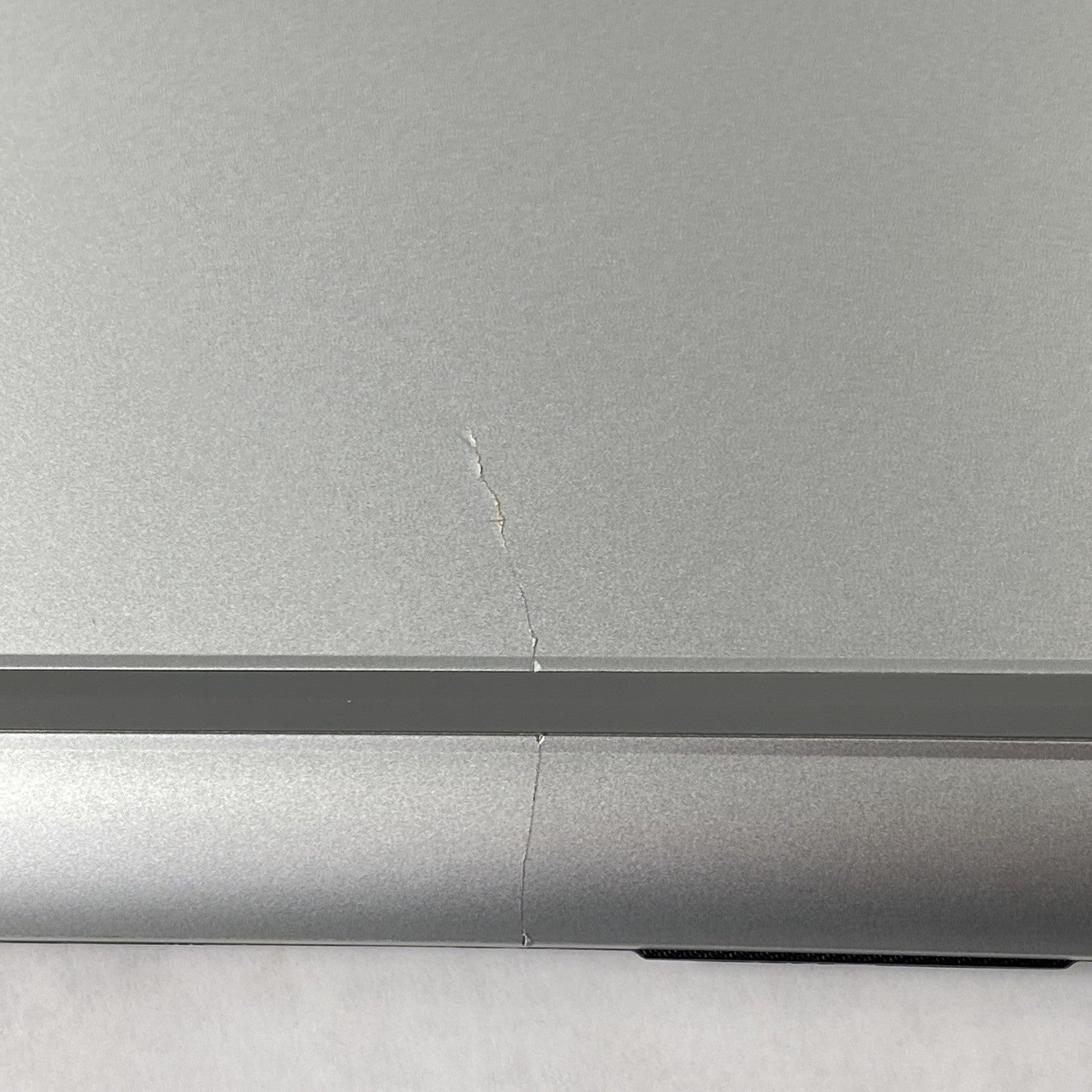 HP Laptop 15-dy4013dx Core i5-1155G7 2.50 GHz __ GB 15.6" RAM No HDD No OS