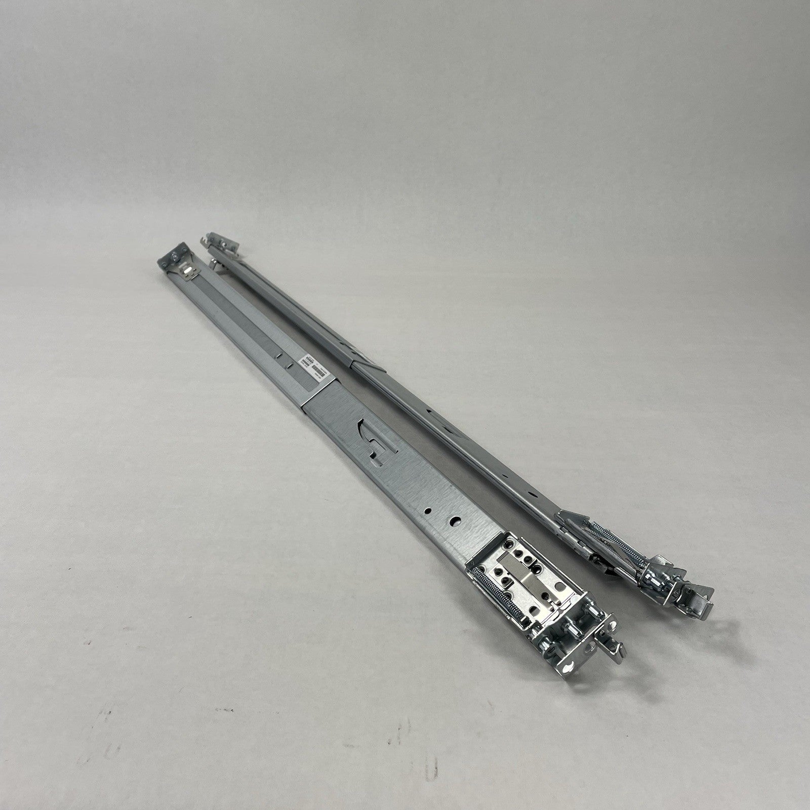 IBM 69Y5022 69Y5021 Server Rail Kit L & R
