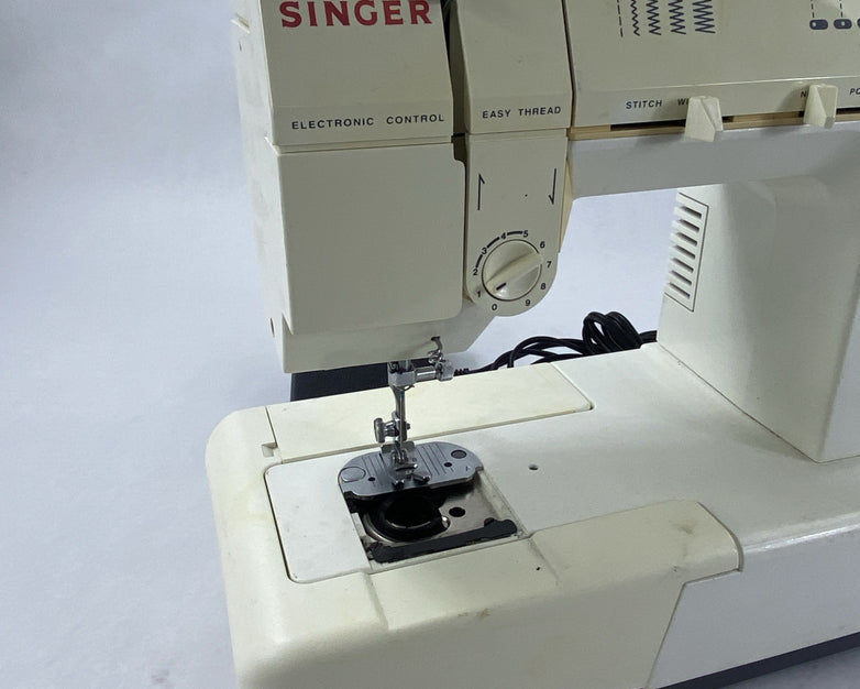 SINGER 5830C Sewing Machine - Zigzag Free Arm Tested Includes Foot Pedal
