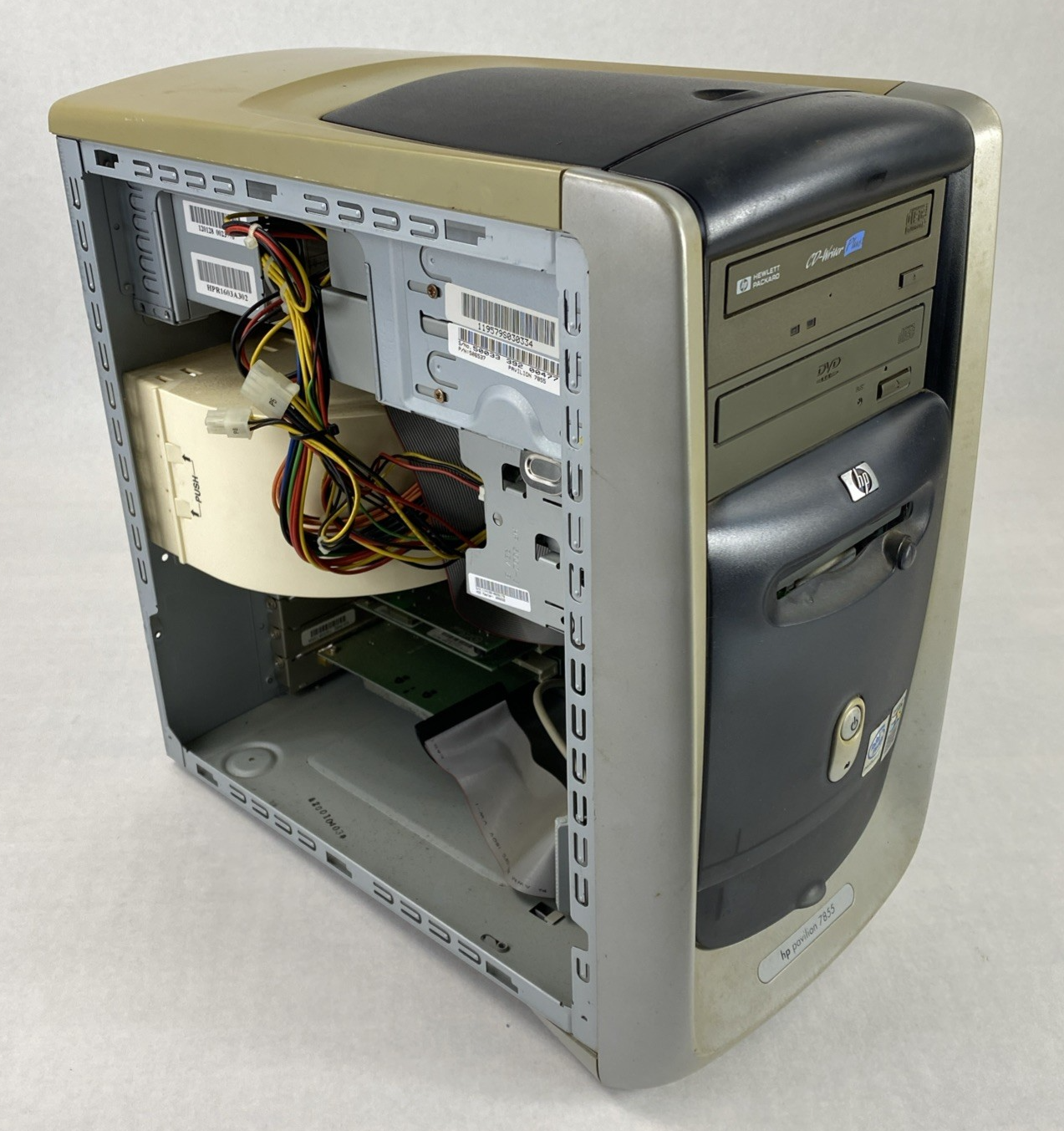 HP Pavilion 7855 MT Intel Pentium III 1.00GHz 128MB RAM No HDD No OS