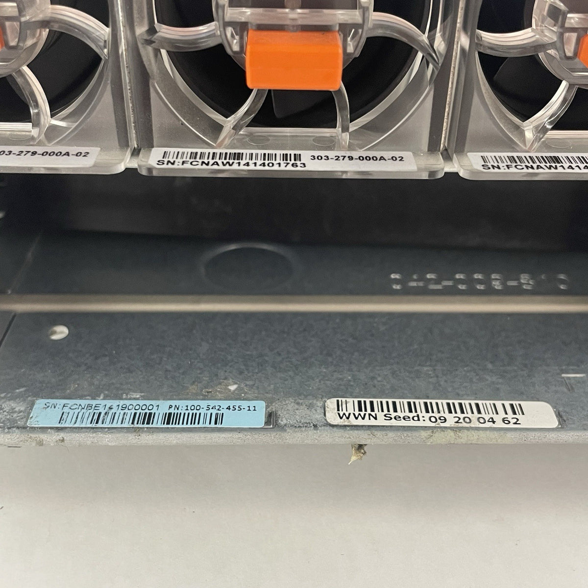 EMC BPE12 12-LFF 2U Unified Hybrid Array 2* 875W No Controller Just PSU8