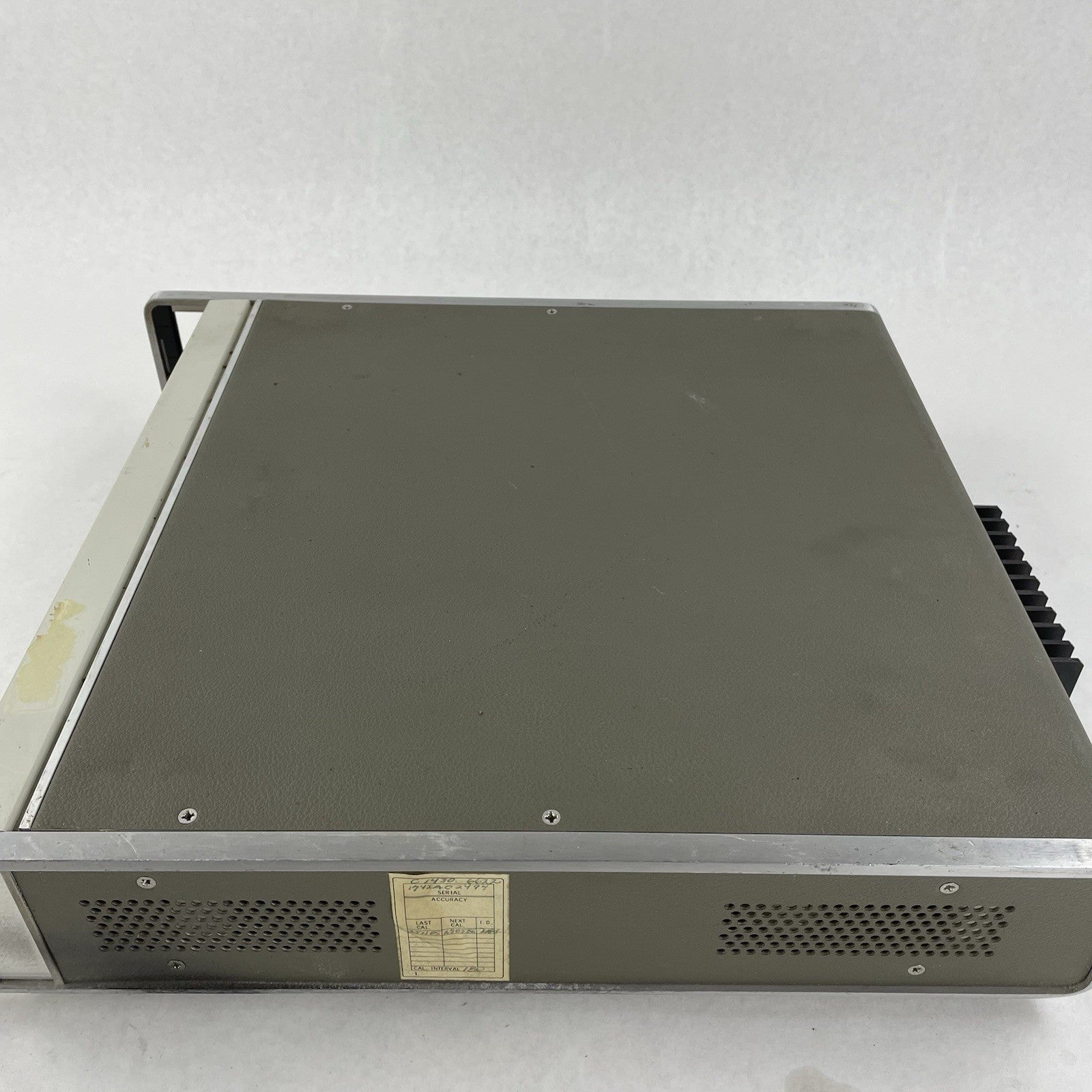 Hewlett-Packard HP 8443A Tracking Generator Counter .5 1300MHz Untested