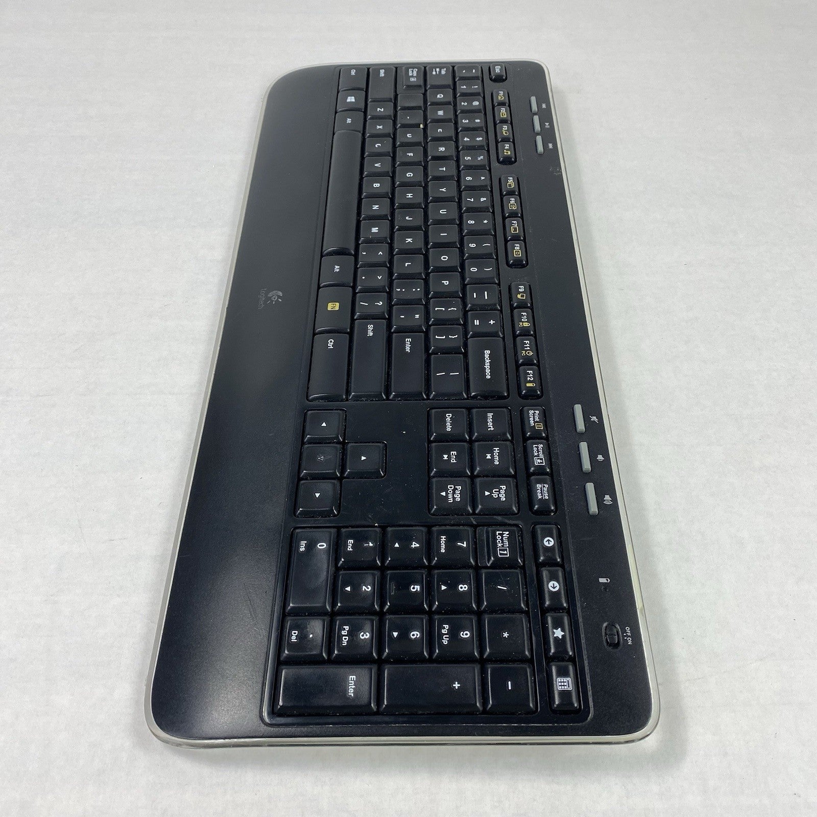Logitech K520 Y-R0012 Wireless Keyboard No USB Dongle Power Tested - Lot of 4