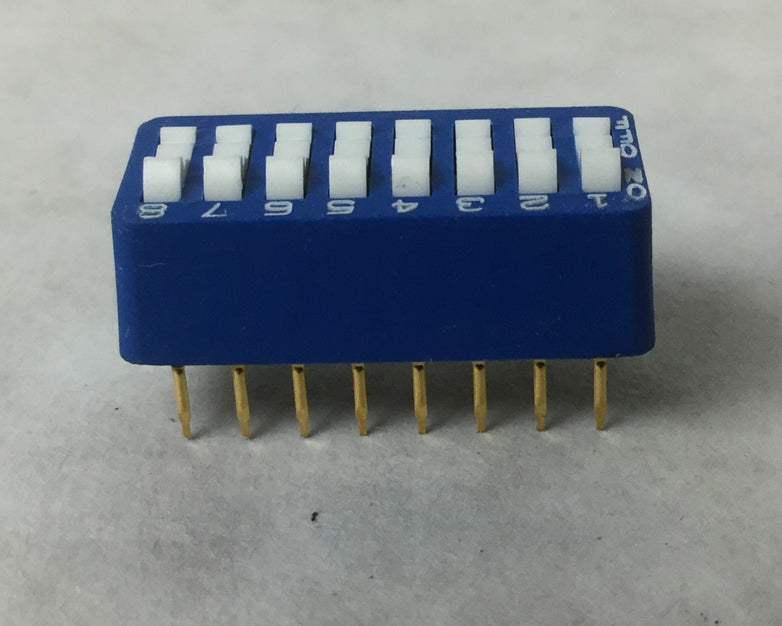AMP 435640-5 Rocker Switch, NEW