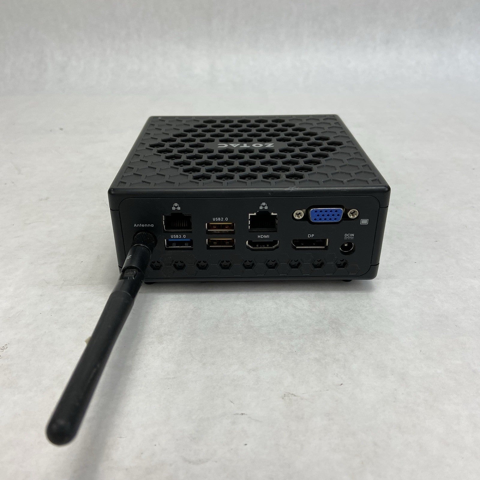 Zotac ZBox-CI325NANO MFF Intel Celeron N3160 1.6GHz 8GB RAM No AC/HDD/OS3