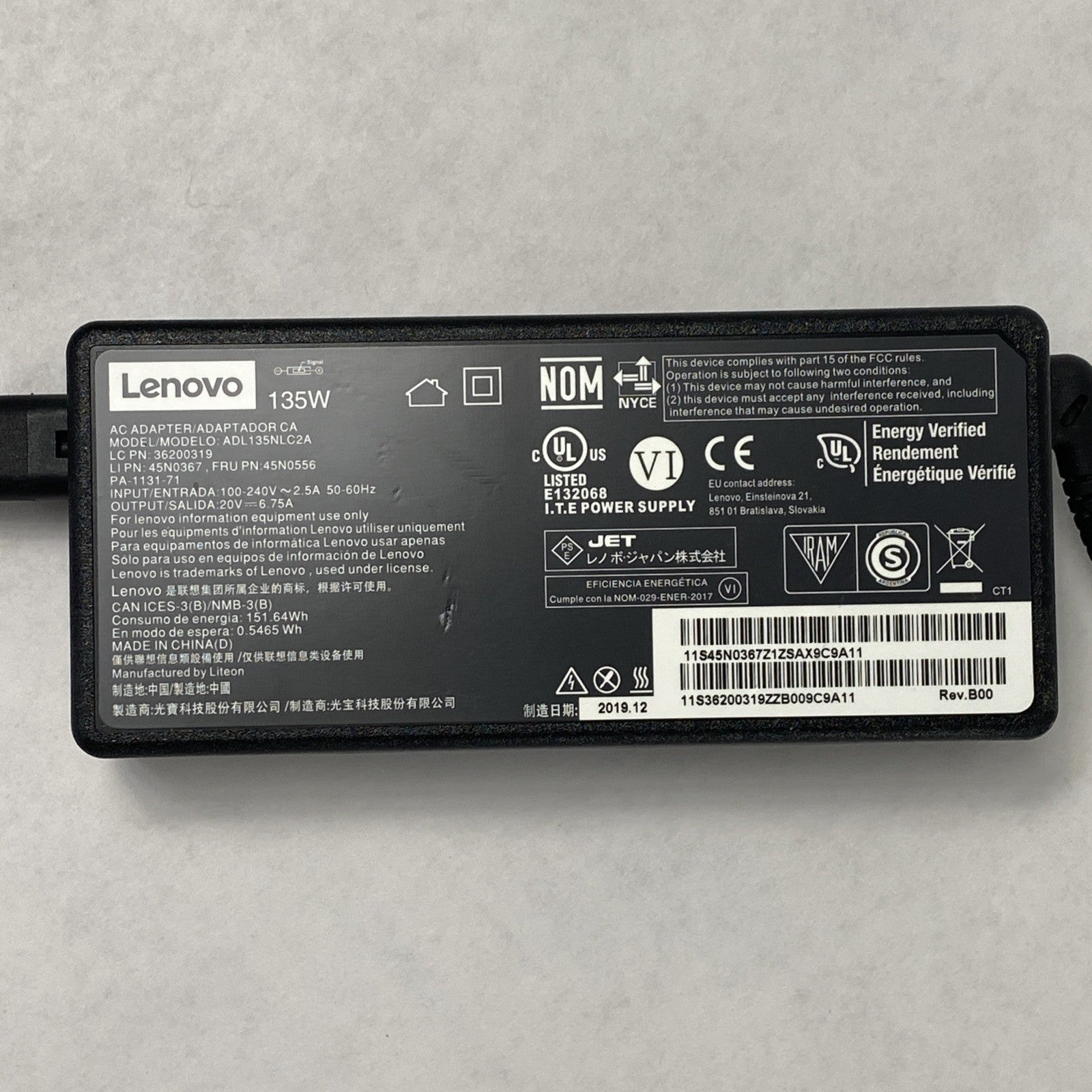 Lenovo ADL135NLC2A 135W 20V 6.75A Yellow Square Tip AC Adapter (Lot of 10)
