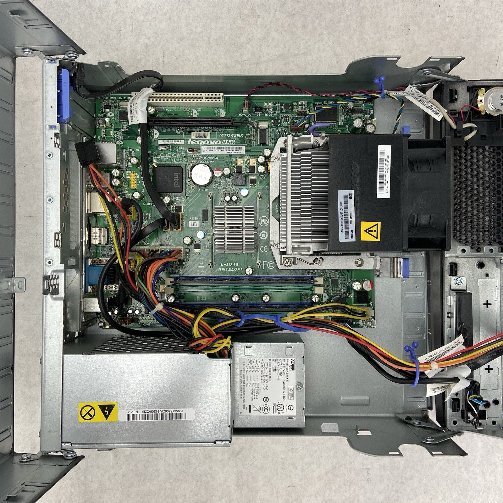 Lenovo ThinkCentre 8910 SFF Intel Core 2 Duo E7500 2.93GHz 4GB RAM No HDD No OS9