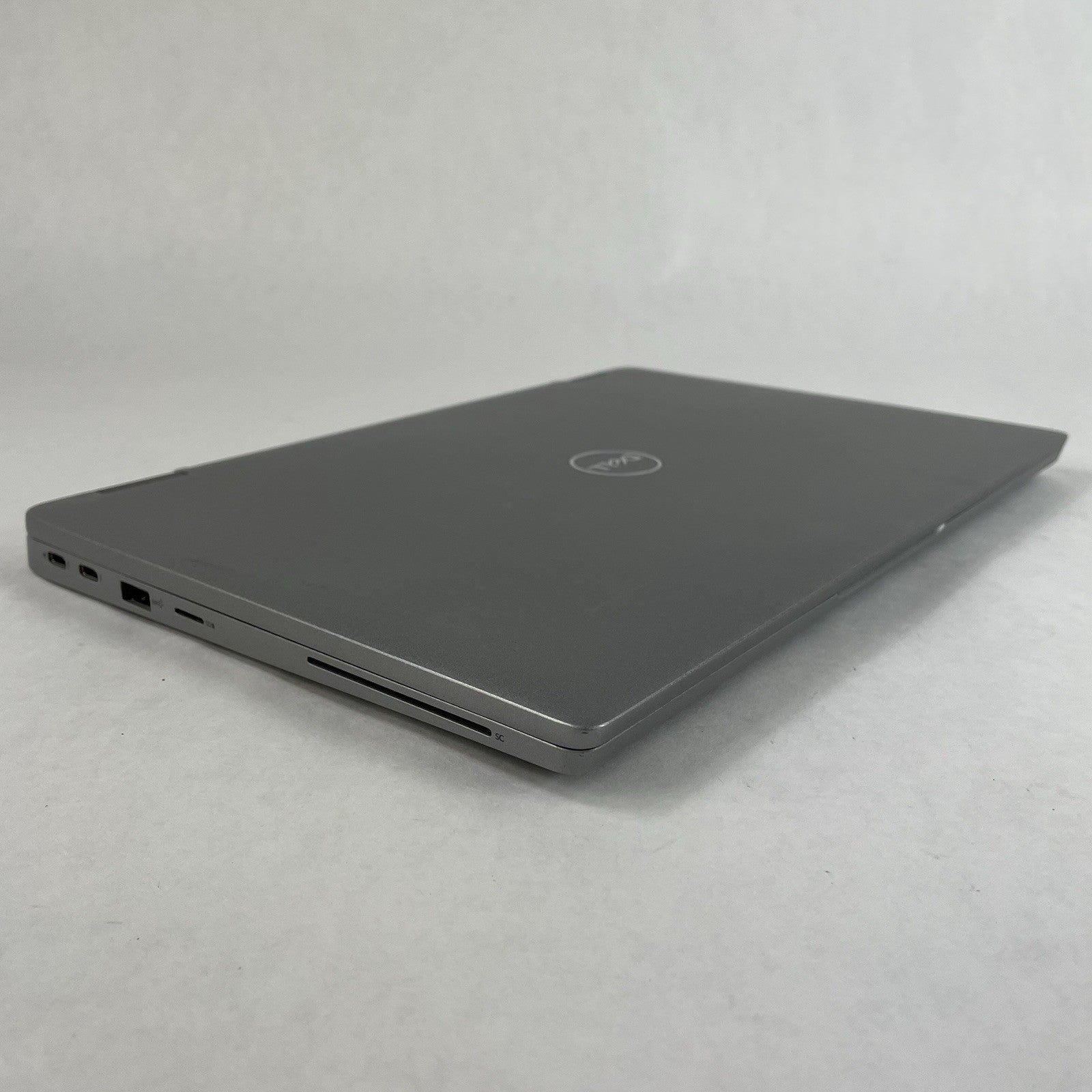 Dell Latitude 5330 13.3" i5-1235U 3.76 GHz 16 GB RAM No SSD/OS/AC12
