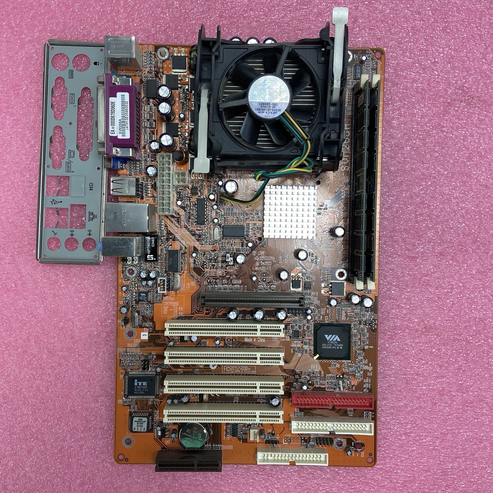 Syntax SVM266A Motherboard Intel Pentium 4 2.8GHz 1GB RAM w/IO Shield5