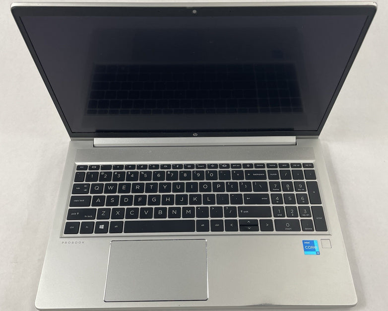 HP ProBook 450 G8 15.6" i5-1135G7 2.40 GHz 8 GB RAM No SSD/OS/AC - Bad Bottom
