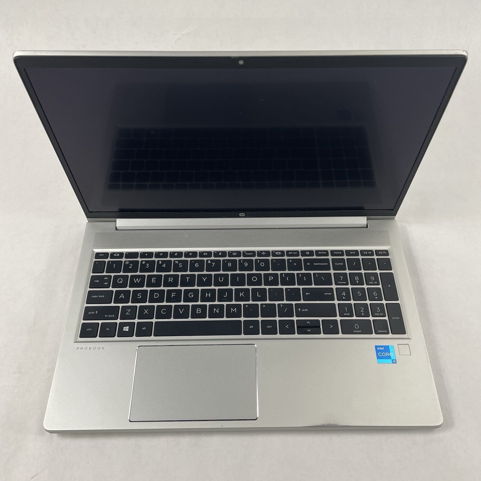 HP ProBook 450 G8 15.6" i5-1135G7 2.40 GHz 8 GB RAM No SSD/OS/AC - Bad Bottom1