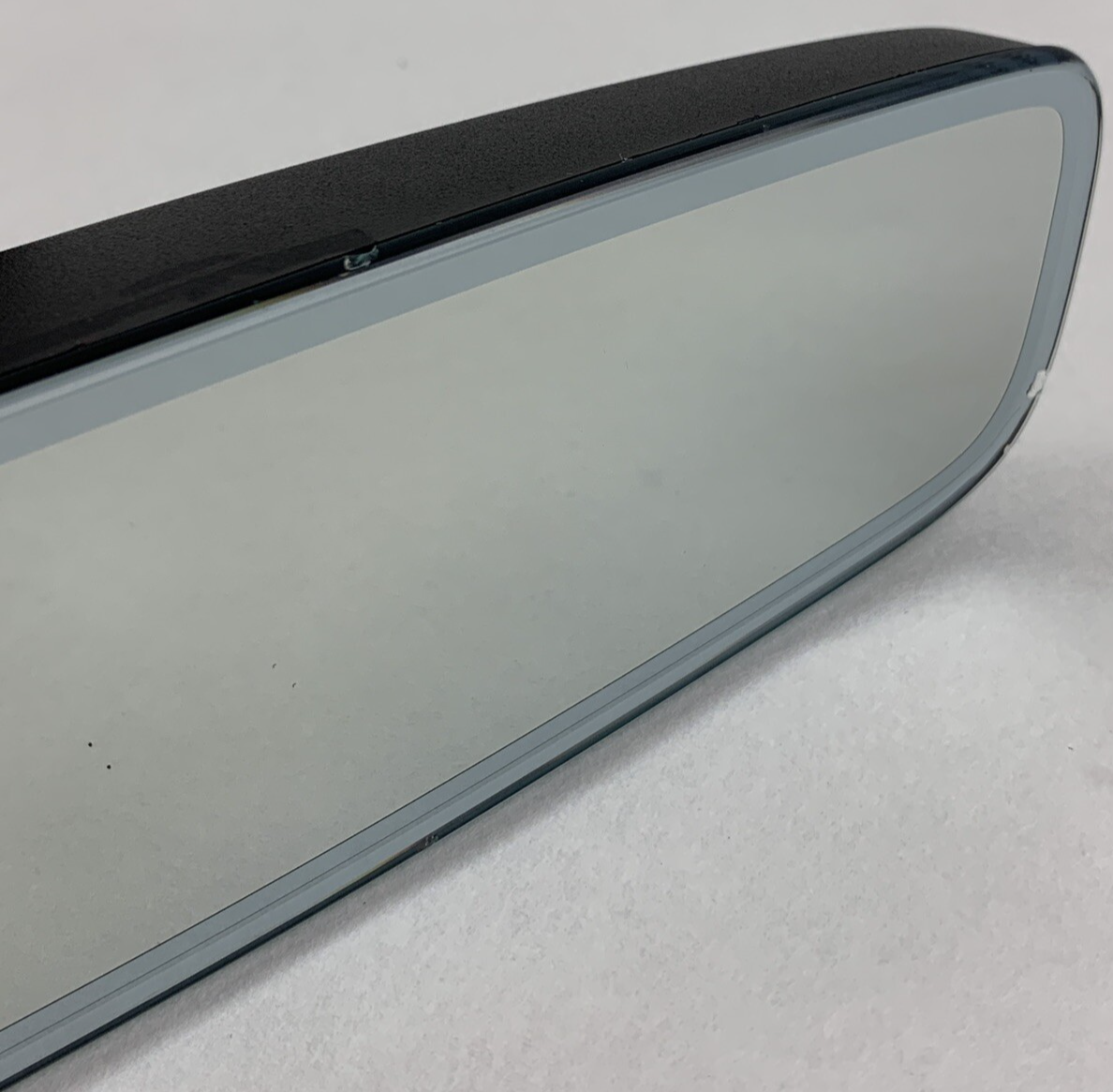 Audi UAGTMA Q5 Interior Rear View Mirror OEM 4112A-UAGTMA Missing Button