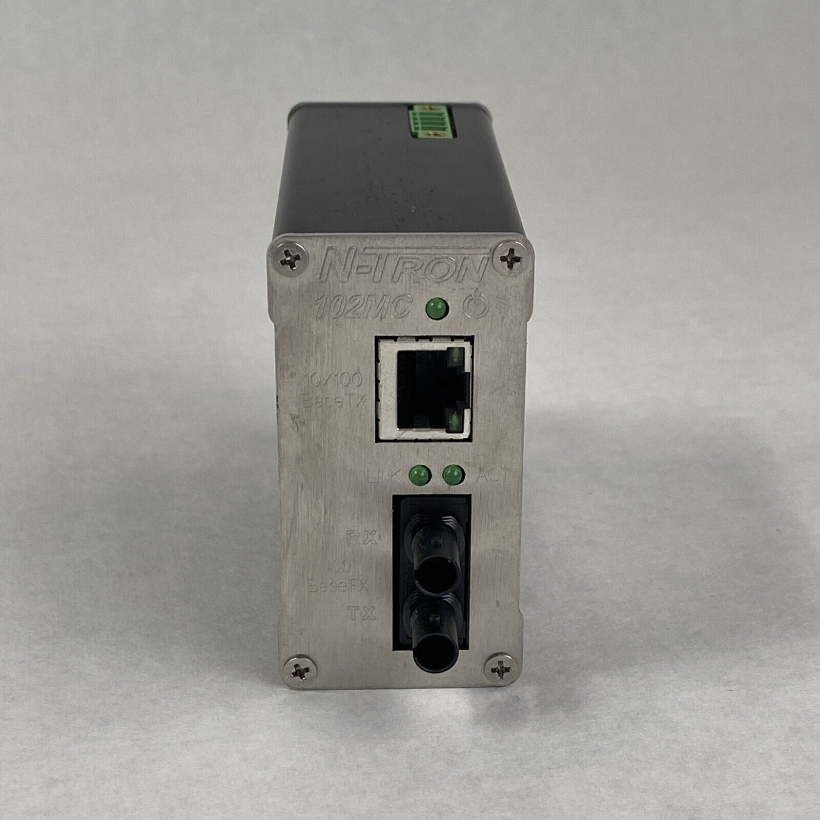 N-tron 102MC-ST Unmanaged Media Converter