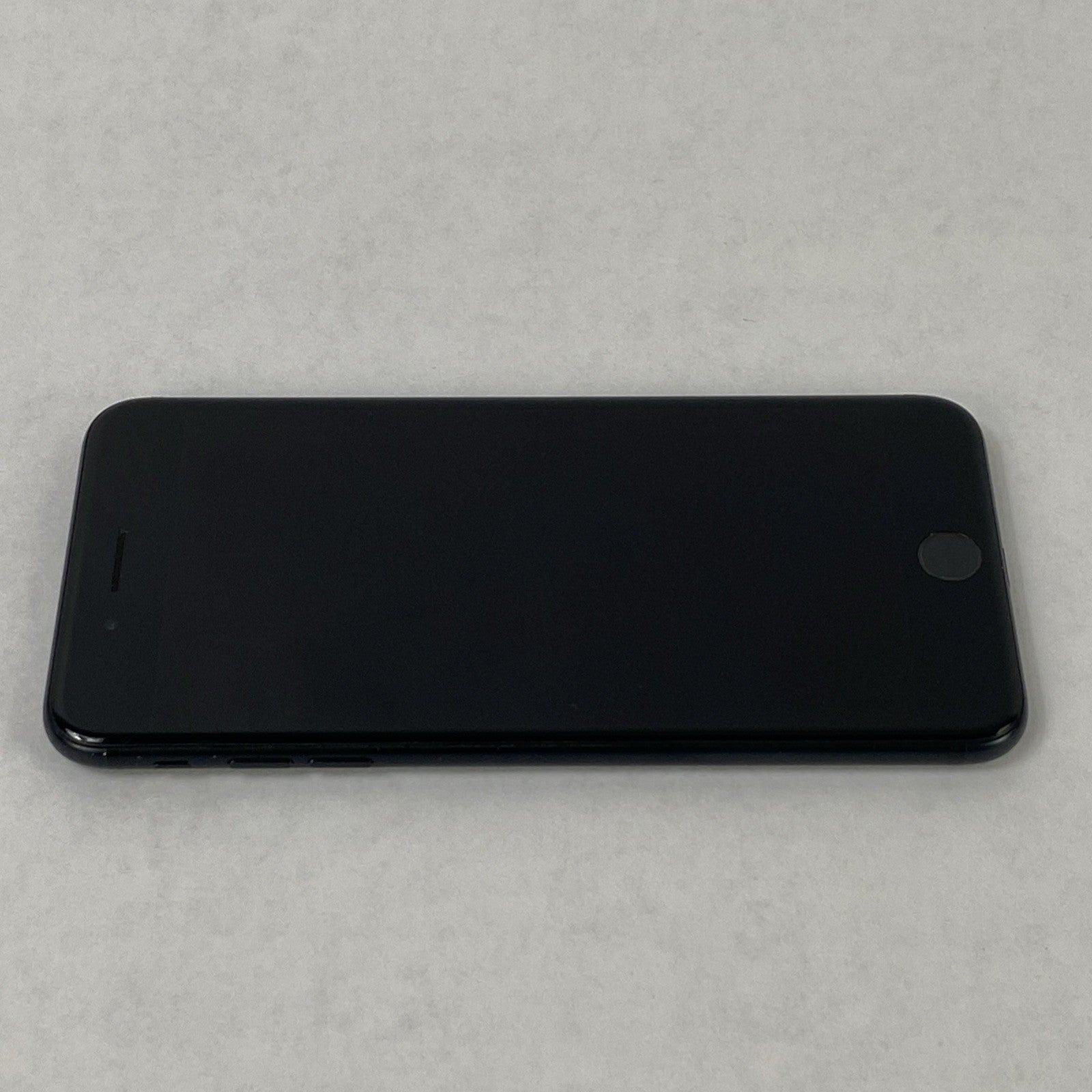 Apple iPhone 7 Plus A1661 32GB Unlocked 5.5" Black IOS 15.8.57